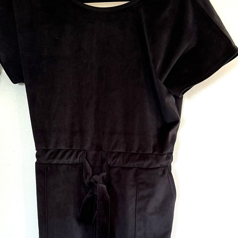 Elegant Black Velvet Jumpsuit